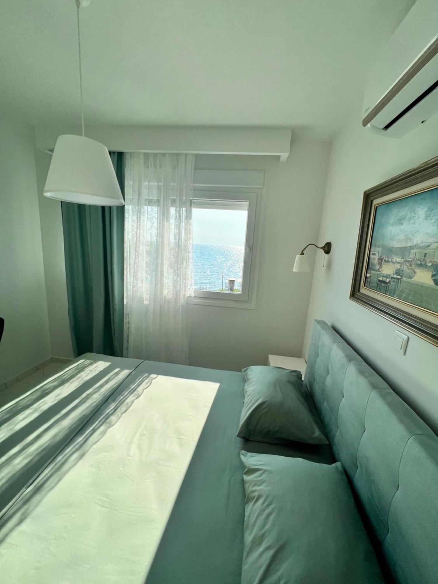 Beachfront Villa Athina Vergia Zewnętrze zdjęcie