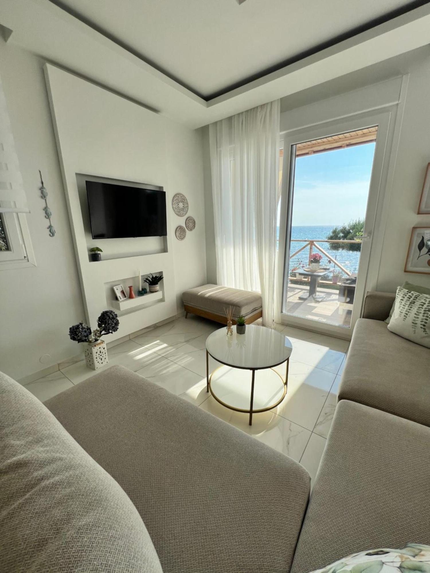 Beachfront Villa Athina Vergia Zewnętrze zdjęcie